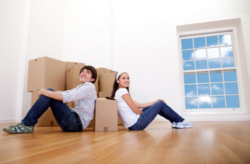 Removal van service for flat and house moves in Acton